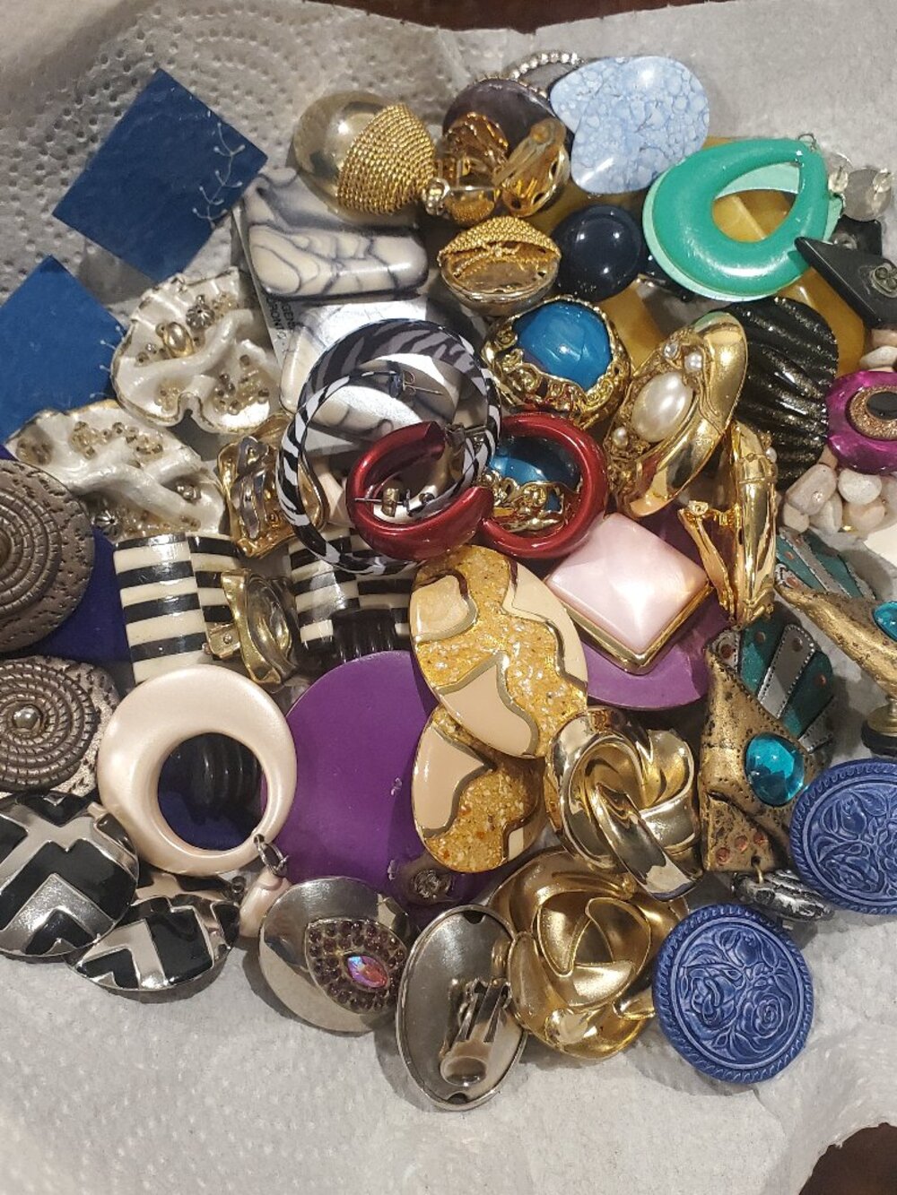 12 Pair of Earrings 80s 90s Jewellery Statement Chunky Bold Enamel Studs